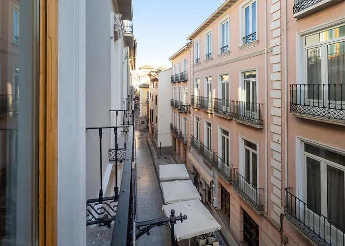 Patio Zahorí Centro